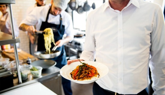 Kurumsal Yemek İhtiyacınız İçin En Mantıklı Seçim Catering mi?